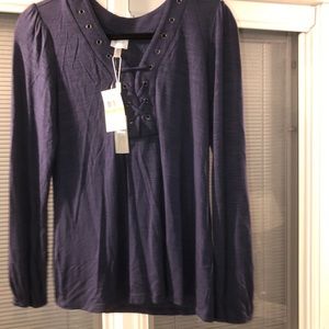 Cupio Women’s Navy Lace Front Long Sleeve Top Med